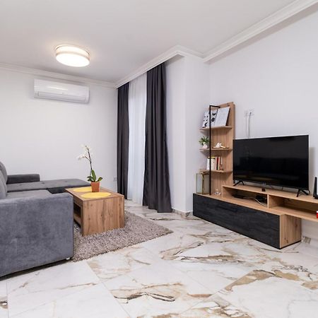 Modern 1-Bedroom Apartments Plovdiv Eksteriør billede