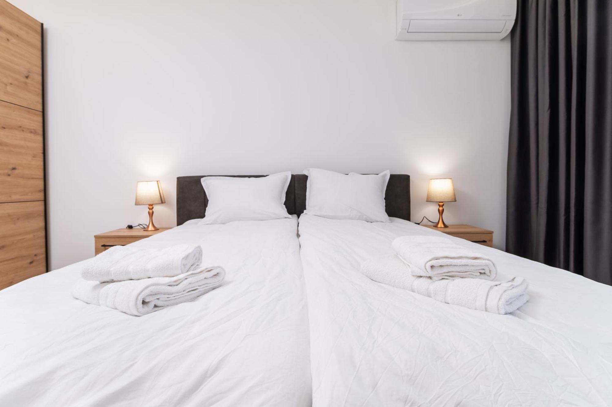 Modern 1-Bedroom Apartments Plovdiv Eksteriør billede
