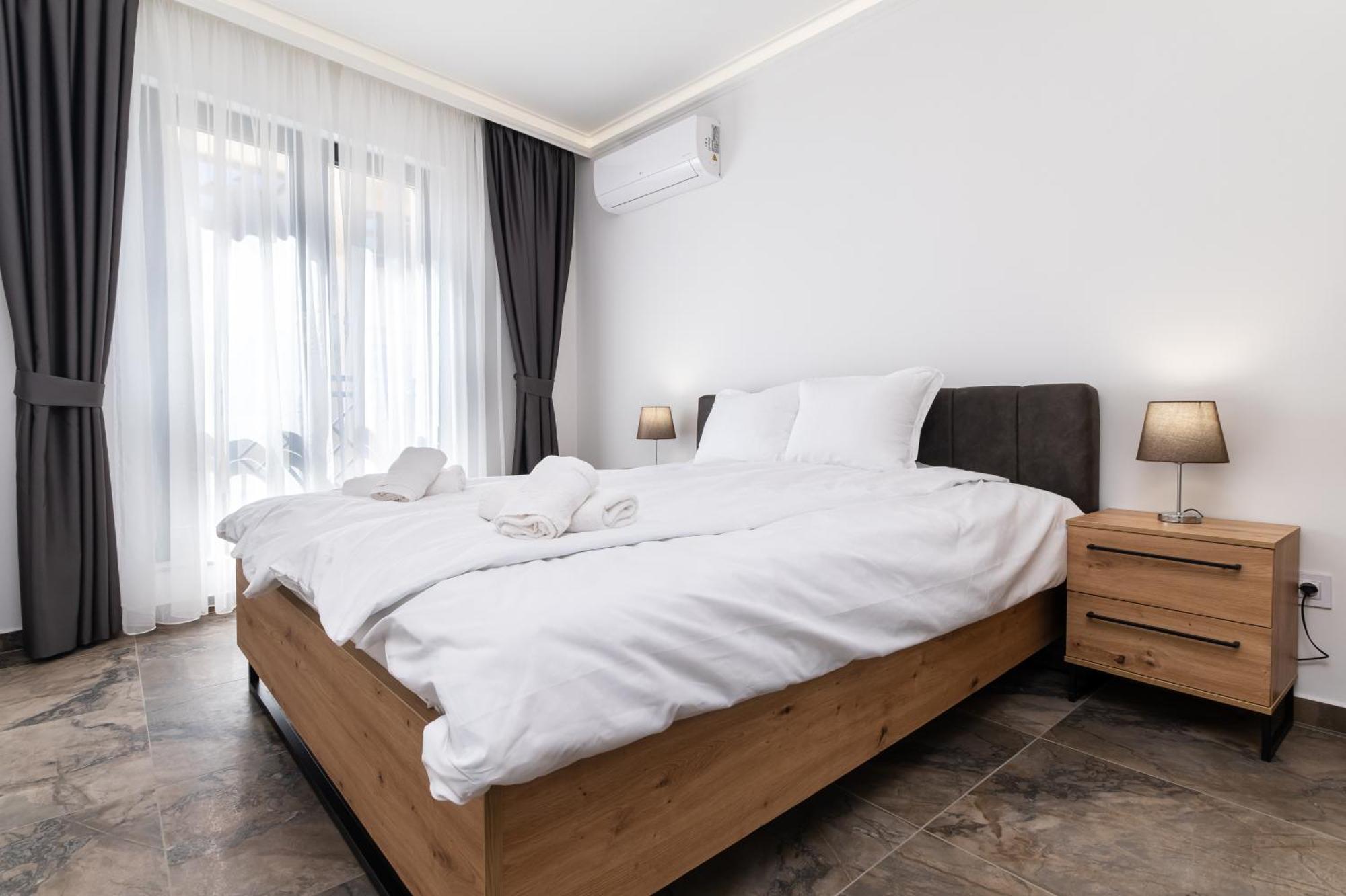 Modern 1-Bedroom Apartments Plovdiv Eksteriør billede