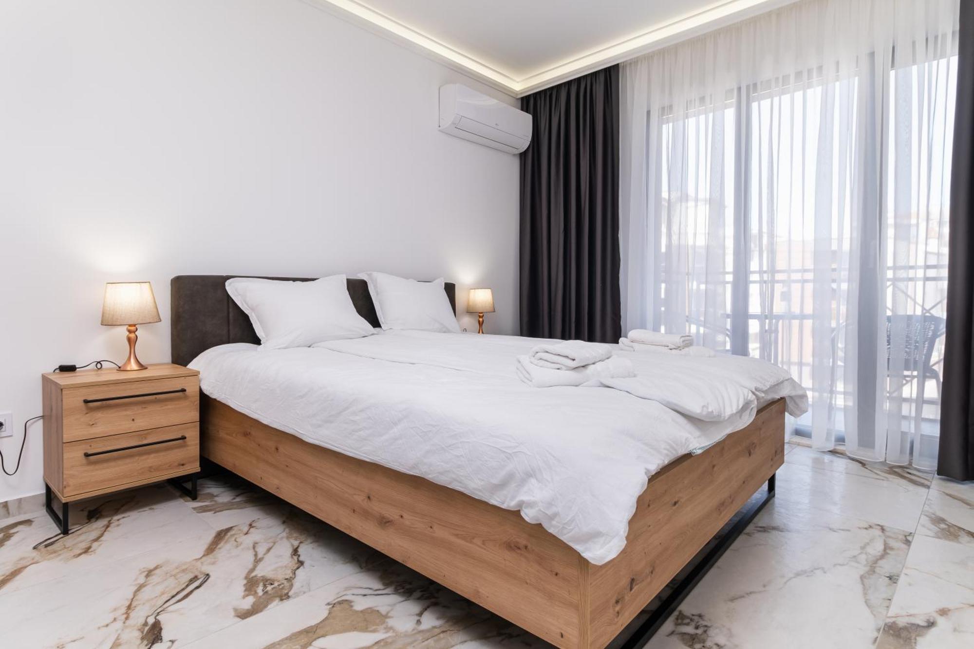 Modern 1-Bedroom Apartments Plovdiv Eksteriør billede