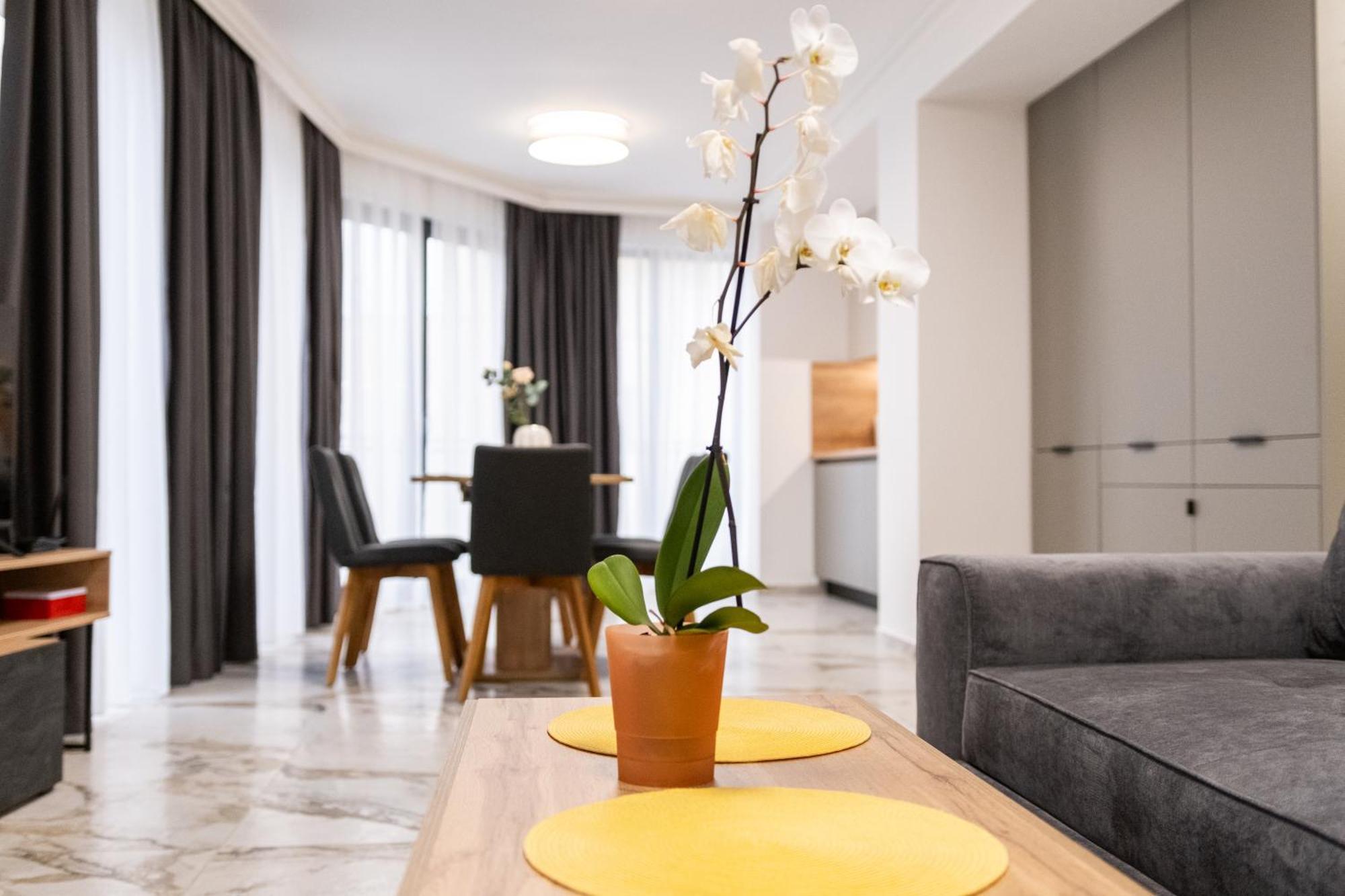 Modern 1-Bedroom Apartments Plovdiv Eksteriør billede