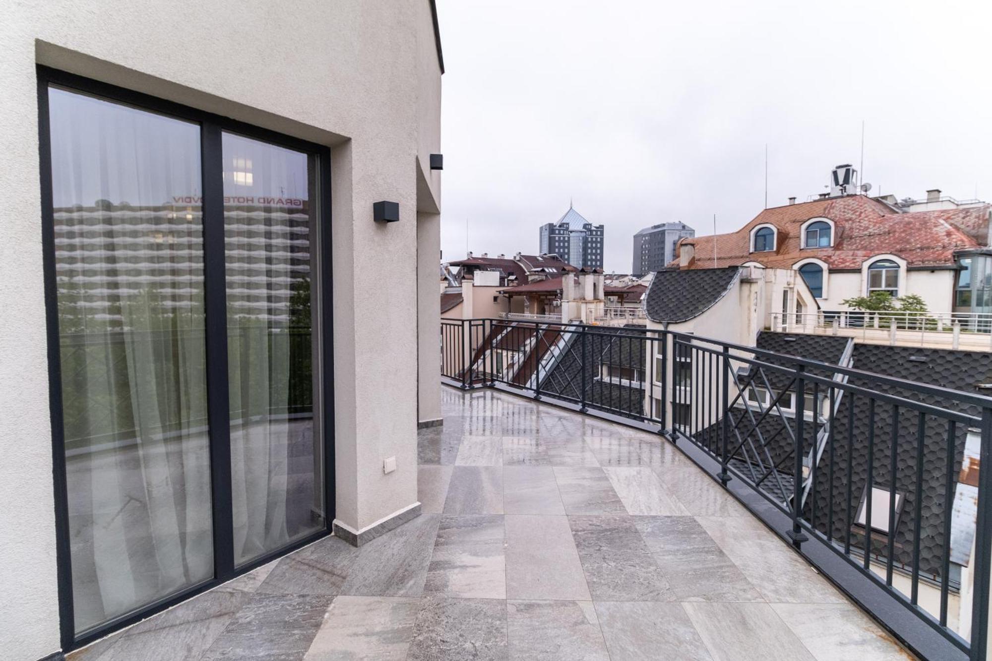 Modern 1-Bedroom Apartments Plovdiv Eksteriør billede