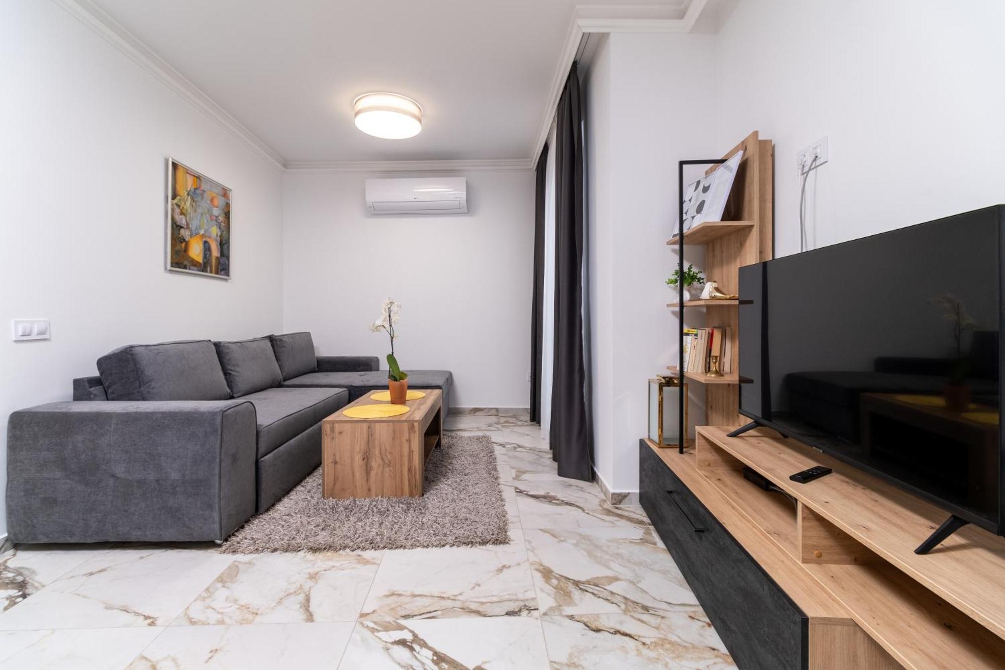 Modern 1-Bedroom Apartments Plovdiv Eksteriør billede