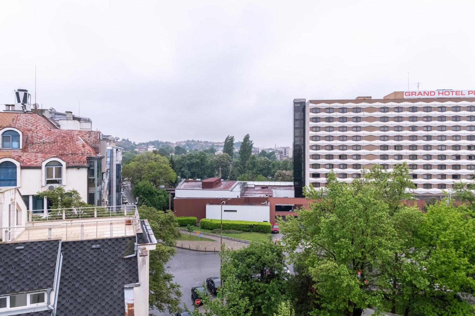 Modern 1-Bedroom Apartments Plovdiv Eksteriør billede