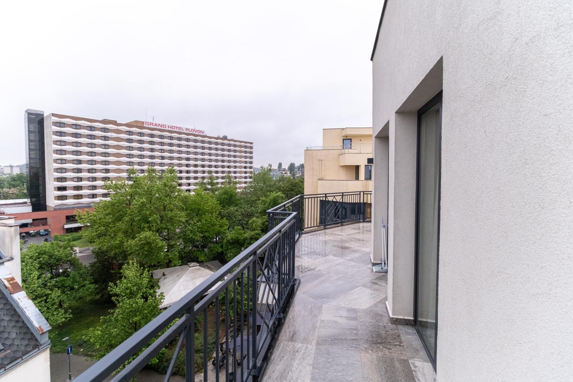 Modern 1-Bedroom Apartments Plovdiv Eksteriør billede